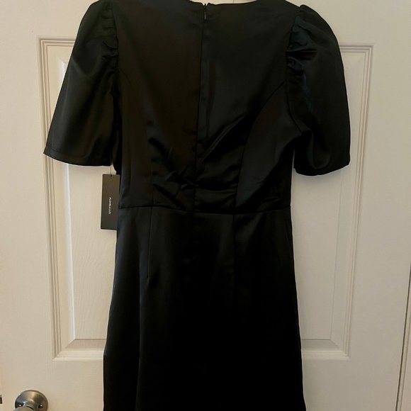 NWT Lulus Black Satin Dress Size Small & Bonus Dangling CZ Silvertoned Necklace - Picture 3 of 3